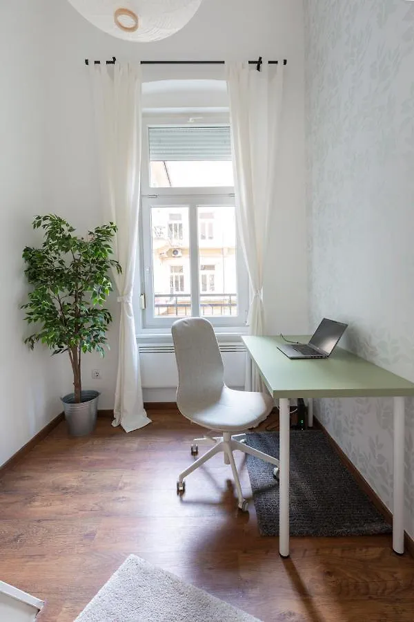 D63 Dohany Apartment Budapest